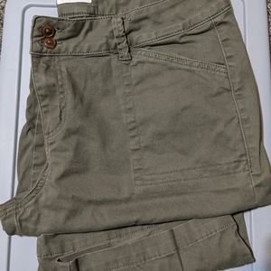Maurice's Olive khakis slacks